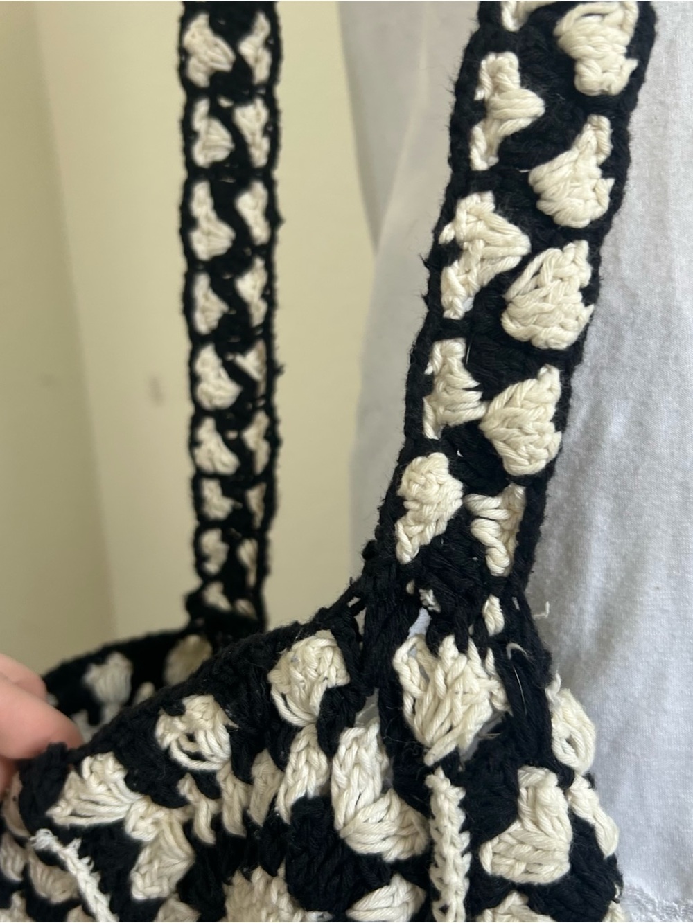 Urban Outfitters Crochet Granny Square Shoulder Bag Boho Black Cream - Picture 5 of 15